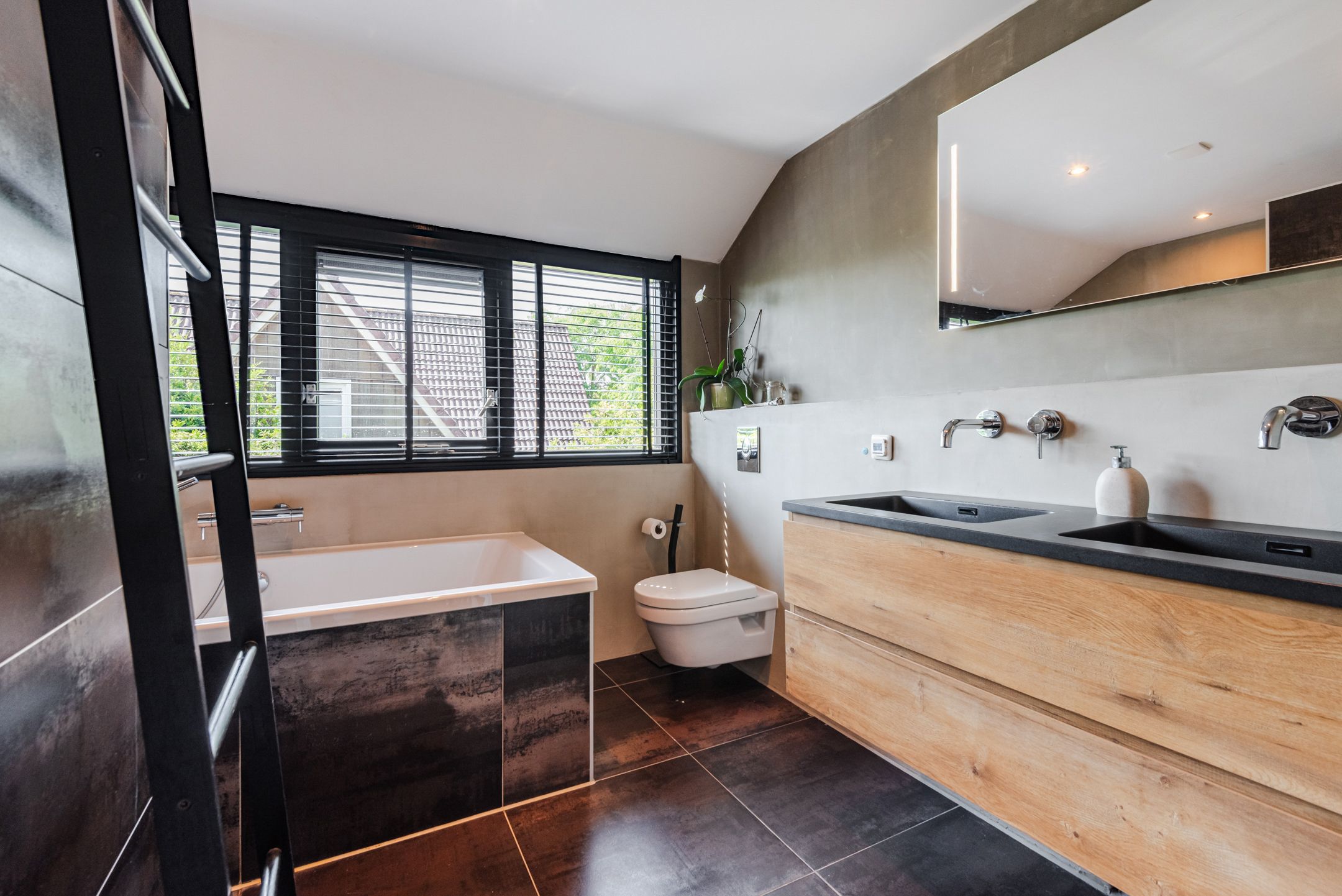 4-bedroom freehold villa in Lelystad — photo 4 of 5