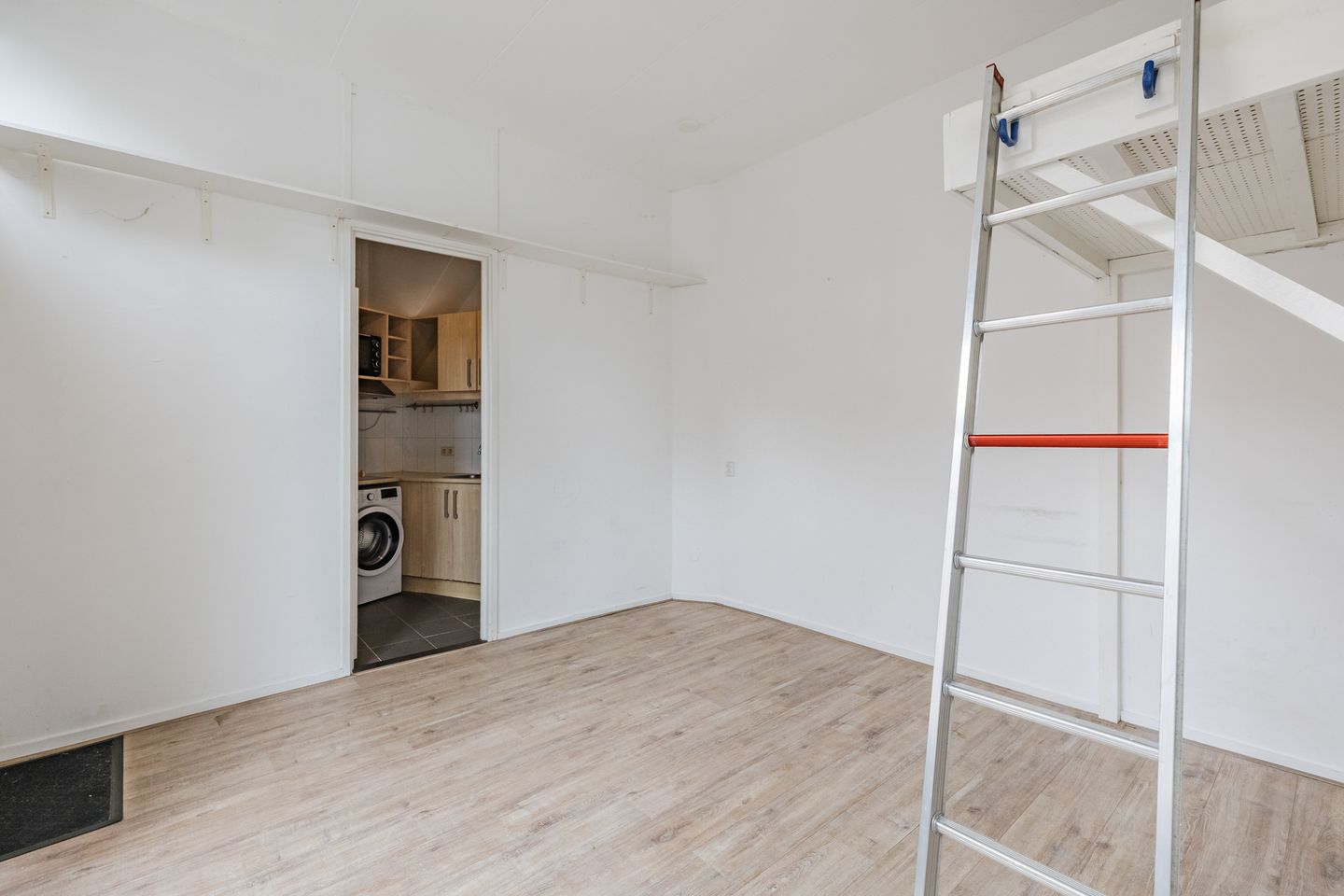 Foto 14 van Eerste Hunzestraat 31