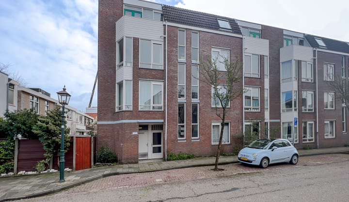 Foto 2 van De Witstraat 9