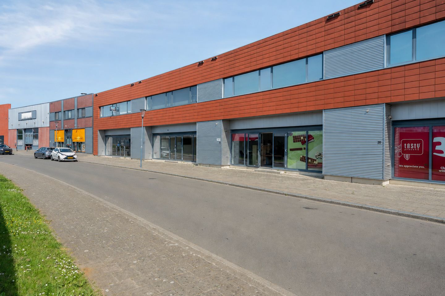 Bekijk foto 2 van Oslostraat 40