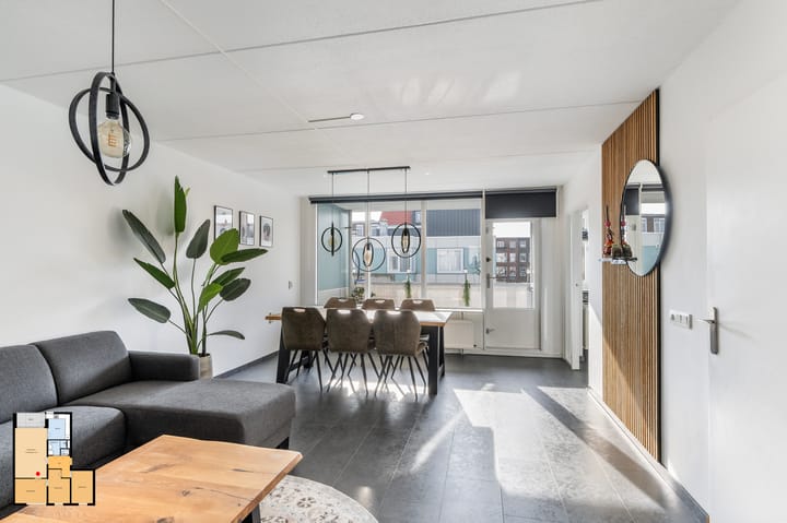 Stationstraat 76