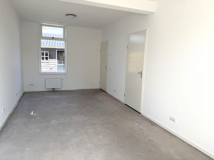 Foto 5 van Midden 182-1