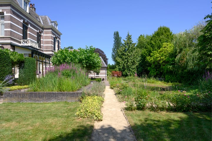 Photo 2 of Burgemeester de Wijslaan 6