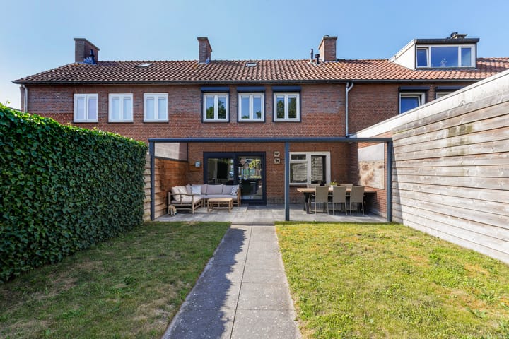 Photo 4 of Prinses Marijkestraat 12