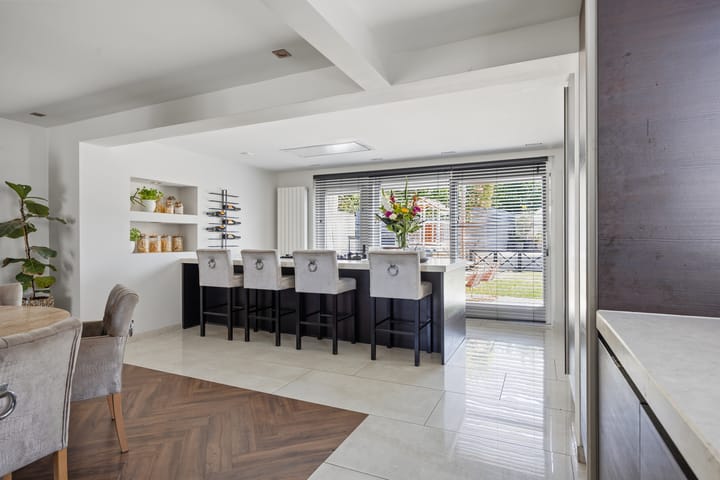 Hoekwoning te koop: Loeffstraat 8, Waalwijk
