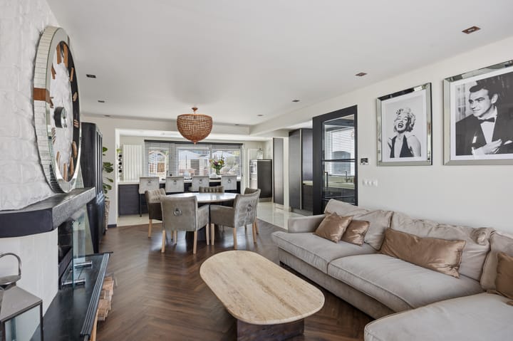 Hoekwoning te koop: Loeffstraat 8, Waalwijk