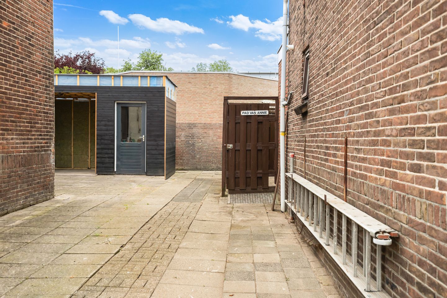 Photo 19 of Waalstraat 16