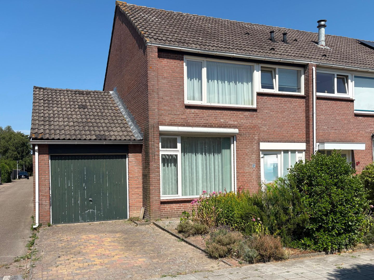 Foto 1 van Drostlaan 8-A