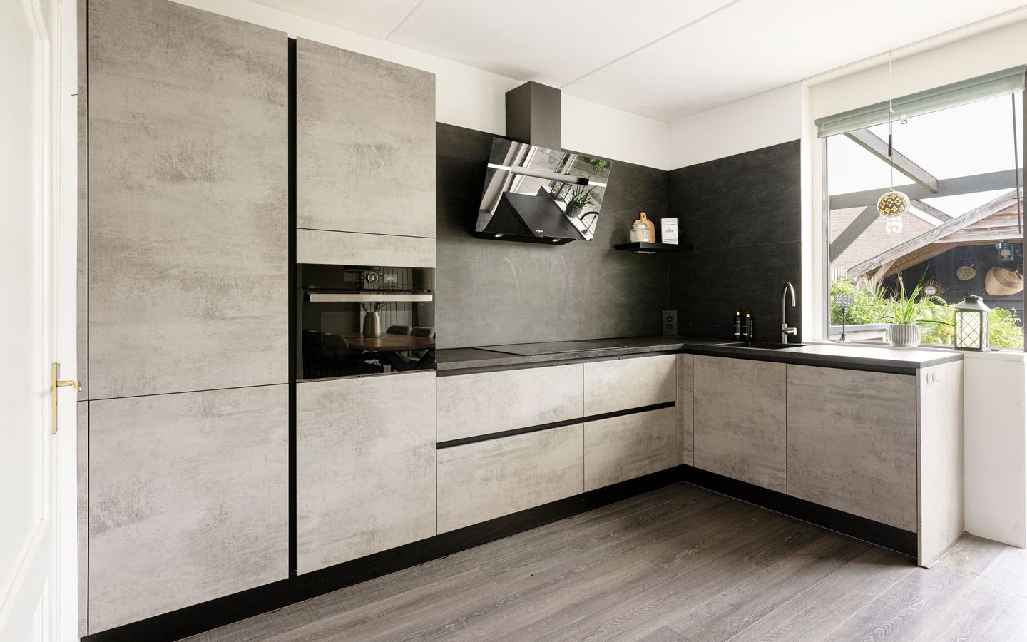 Photo 10 of Duiker 40