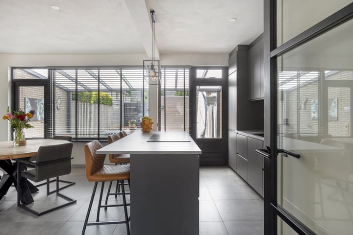 Tussenwoning te koop: Tiberhof 17, Veghel