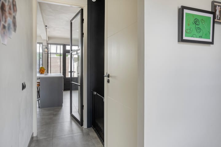 Tussenwoning te koop: Tiberhof 17, Veghel