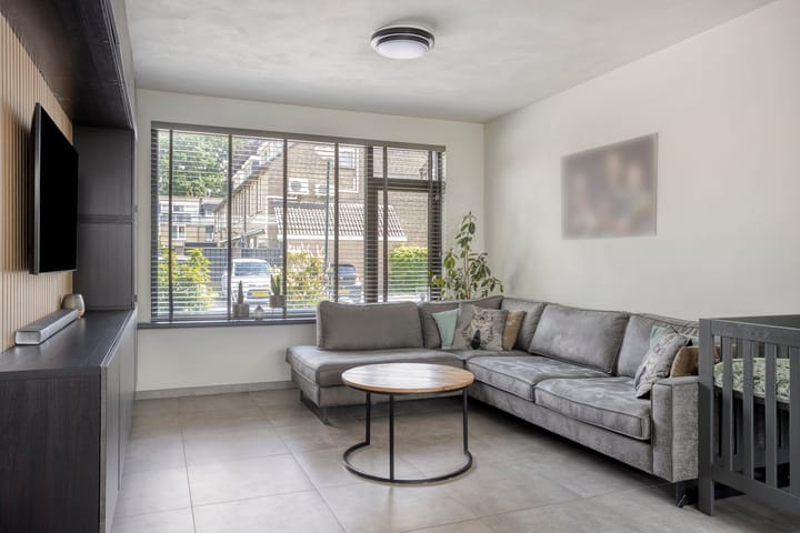 Tussenwoning te koop: Tiberhof 17, Veghel