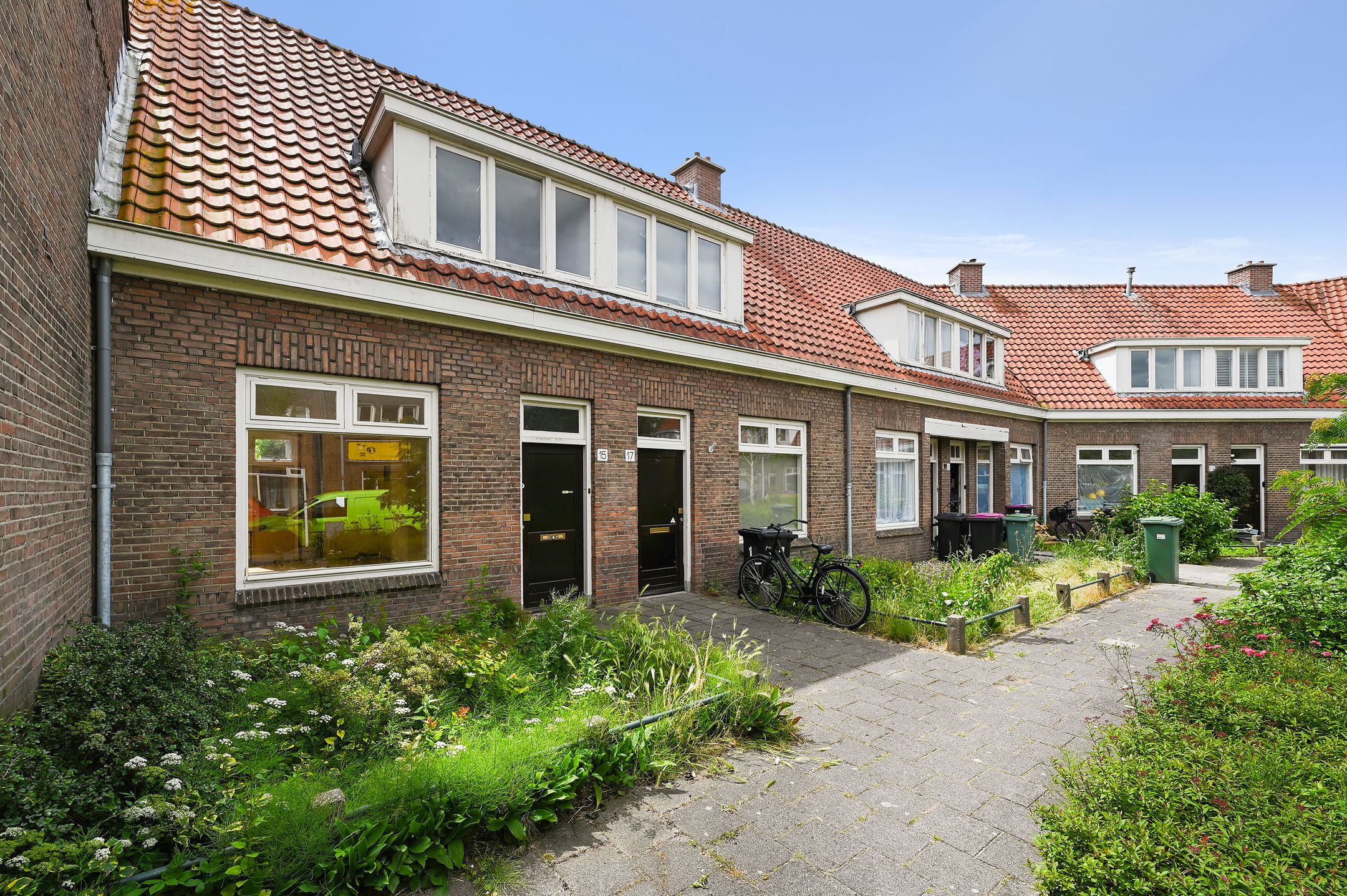 Emmastraat 15 