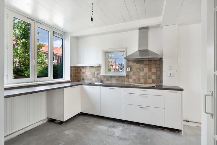 Hoekwoning te koop: Von Liebigweg 50, Amsterdam