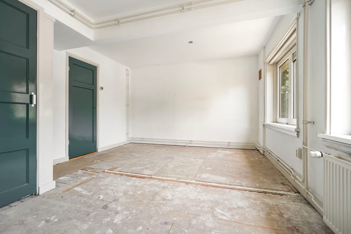 Hoekwoning te koop: Von Liebigweg 50, Amsterdam