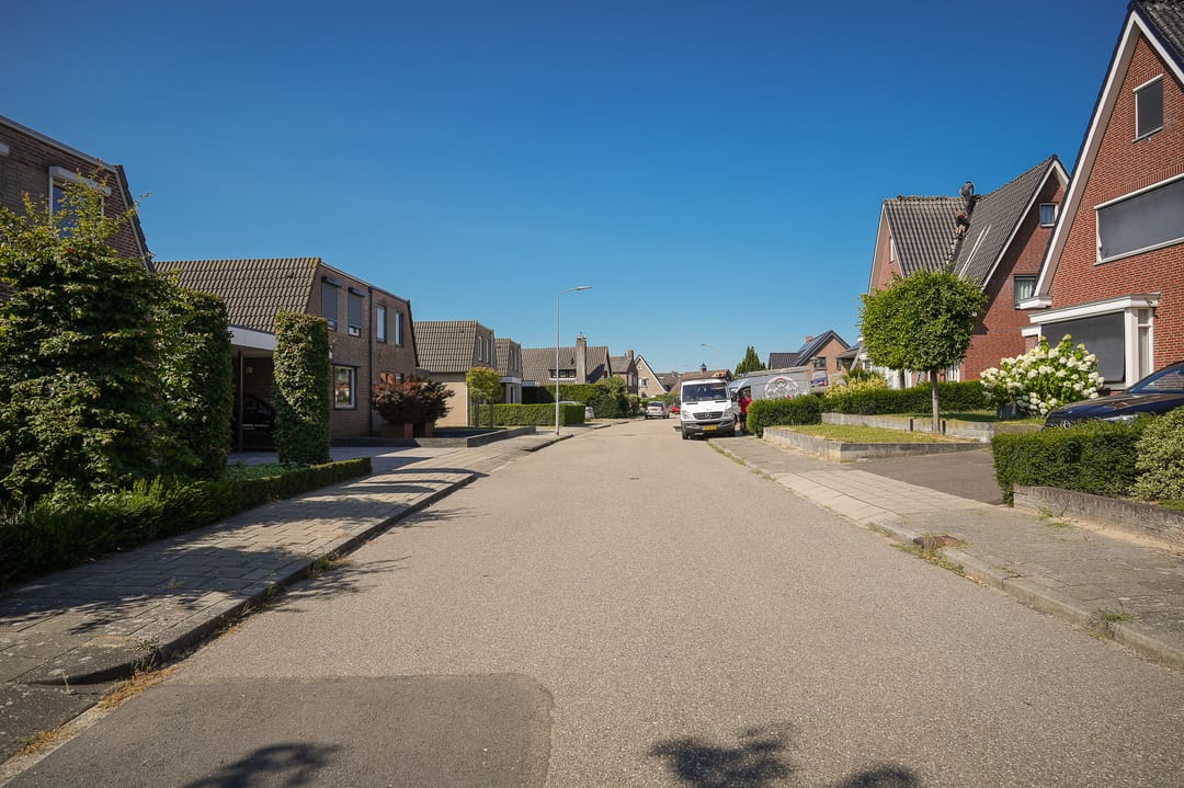 Photo 46 of Eijkhovenstraat 4-D