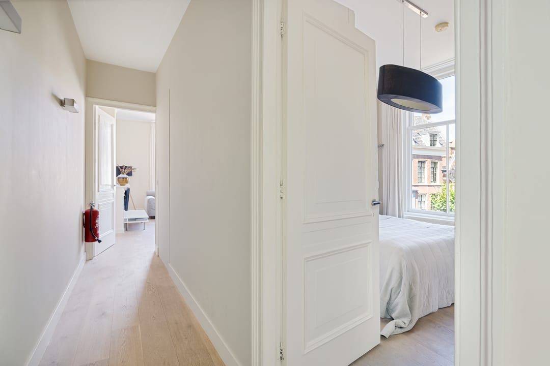 Photo 11 of Zuilenstraat 1-1