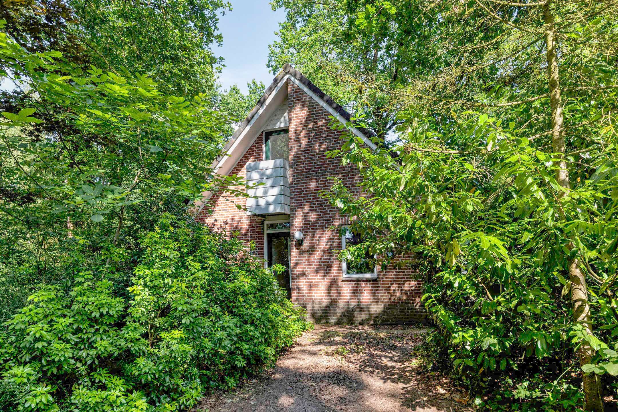 2-bedroom freehold villa in Zelhem — photo 1 of 5