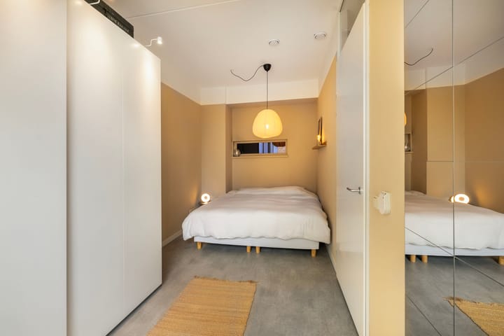 Tussenwoning te koop: van Leeuwenhoekstraat 4, Ede