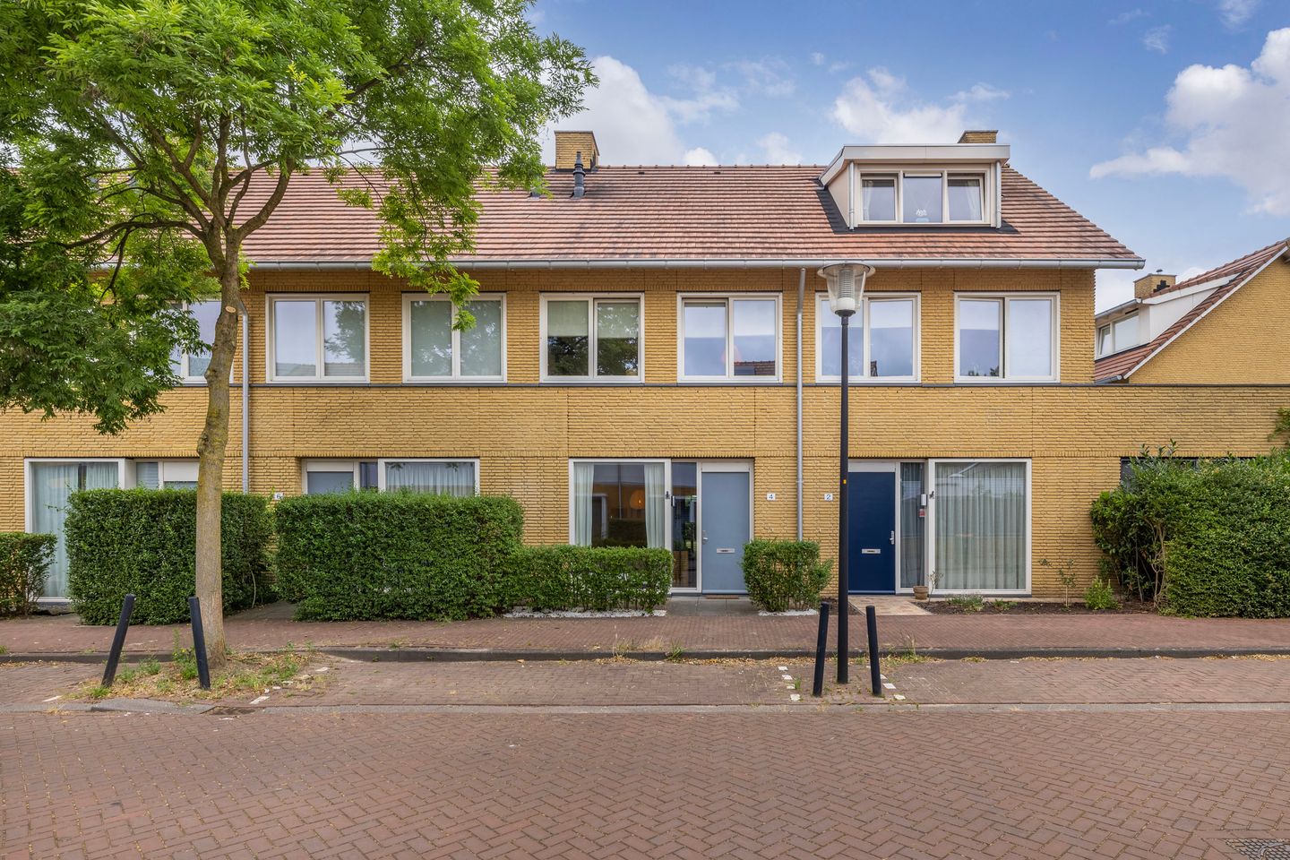 Photo 1 of van Leeuwenhoekstraat 4