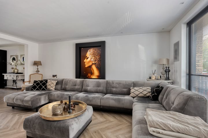 Photo 4 of Raadhuisstraat 236