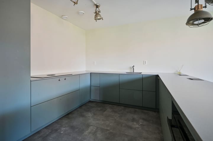 Appartement te koop: Zeshoven 33, Hilversum