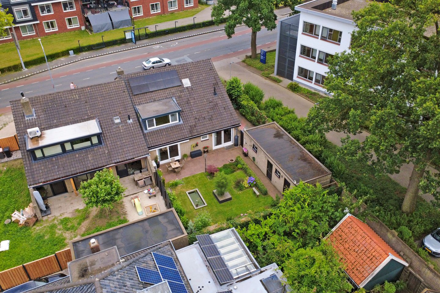 Foto 44 van Vriezenveenseweg 4