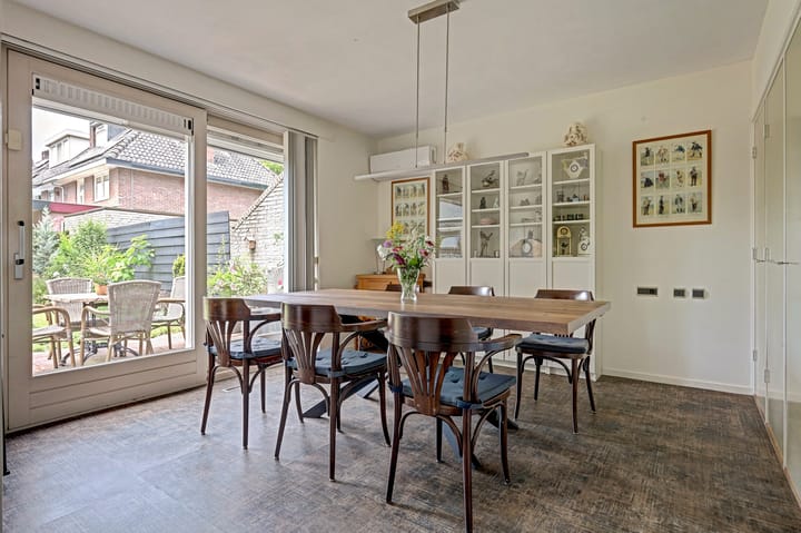Twee-onder-één-kap te koop: Vriezenveenseweg 4, Almelo