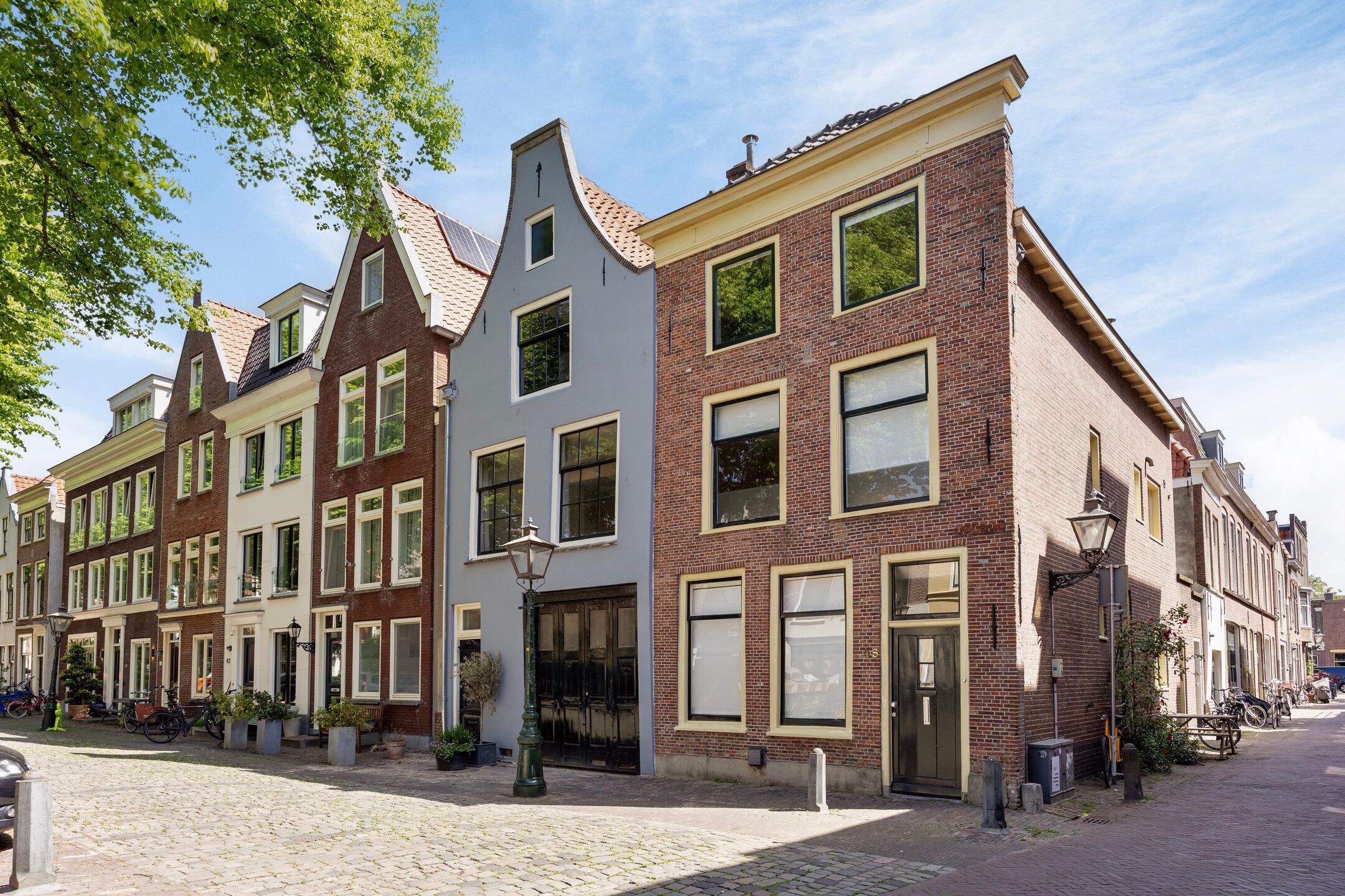 3-bedroom freehold villa in Leiden — photo 1 of 5