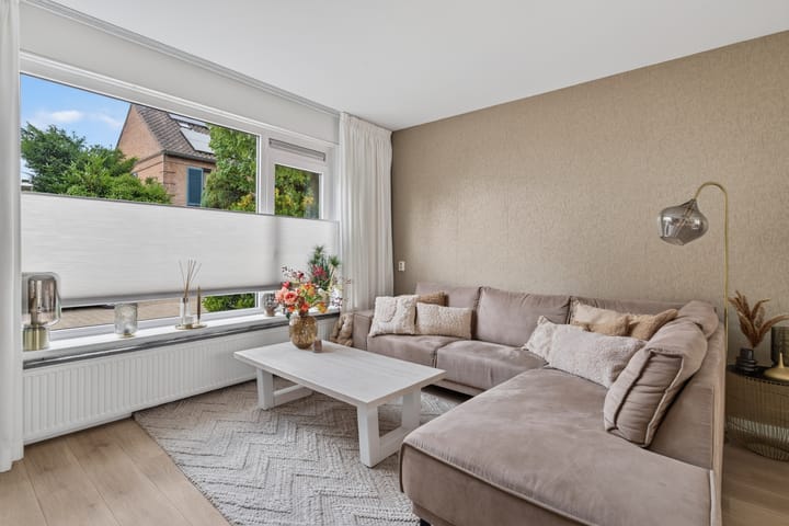 Tussenwoning te koop: W.J. van Ghentstraat 29, Vught
