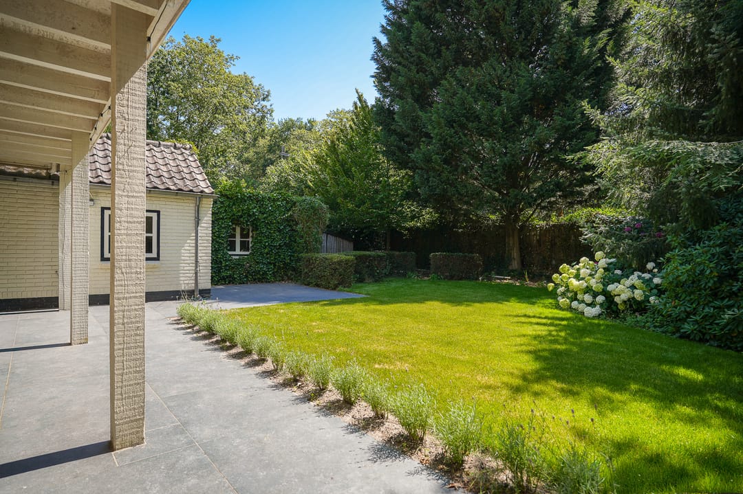 Photo 38 of Kolonel Thomsonlaan 14