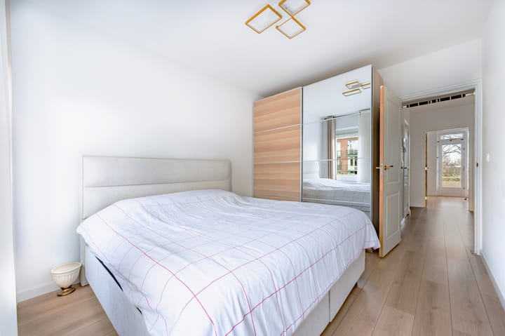 Appartement te koop: van Leeuwenstraat 14, Voorburg