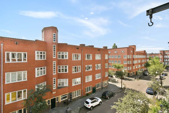 Appartement te koop: Shackletonstraat 24-3, Amsterdam