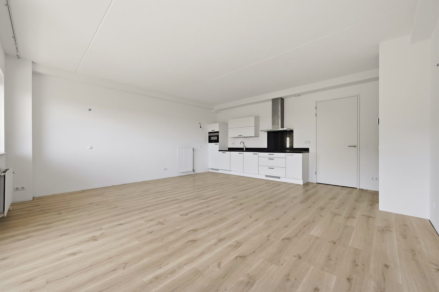 Photo 19 of Koningin Sophiestraat 216