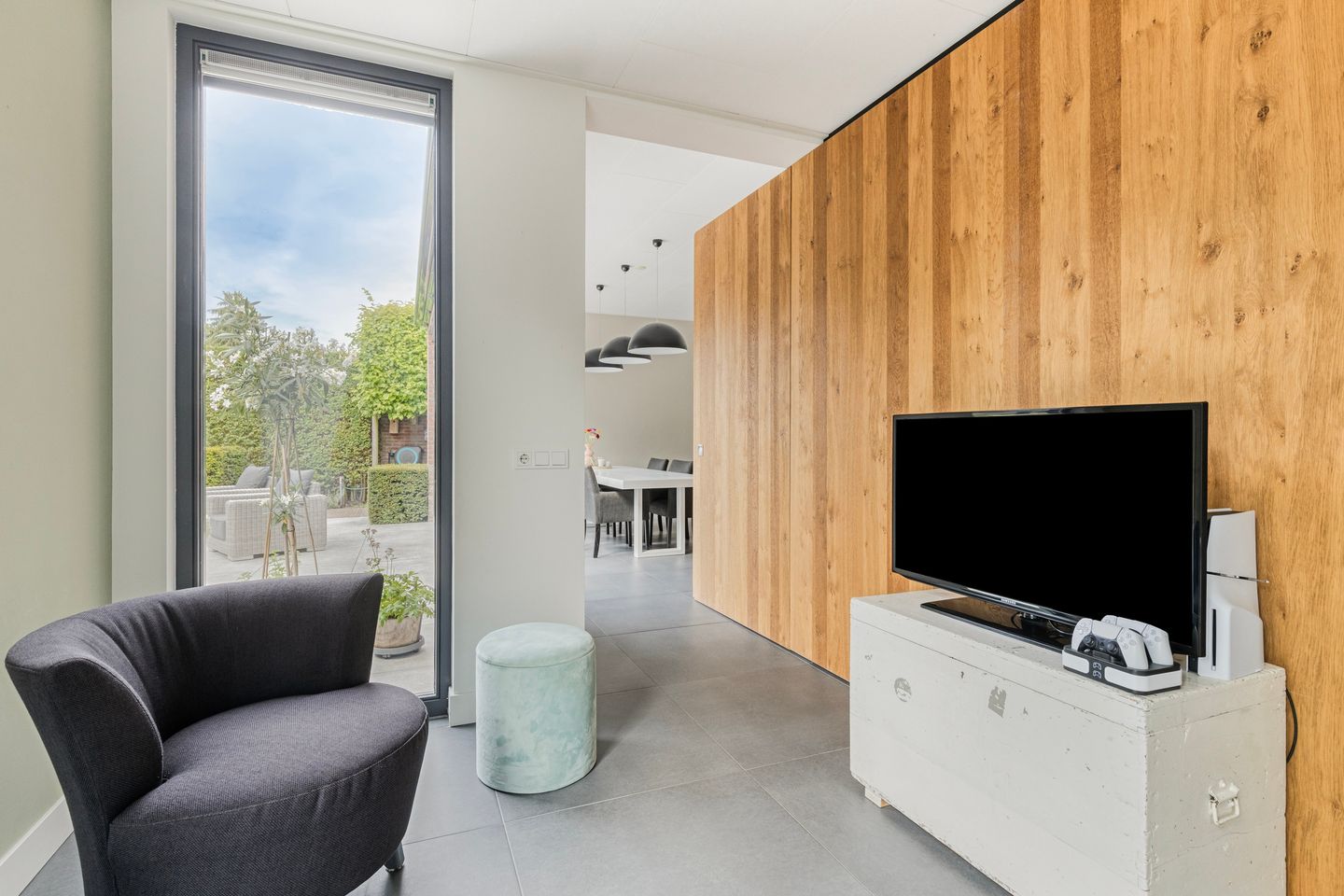 Photo 29 of Min.Charles Ruysstraat 14