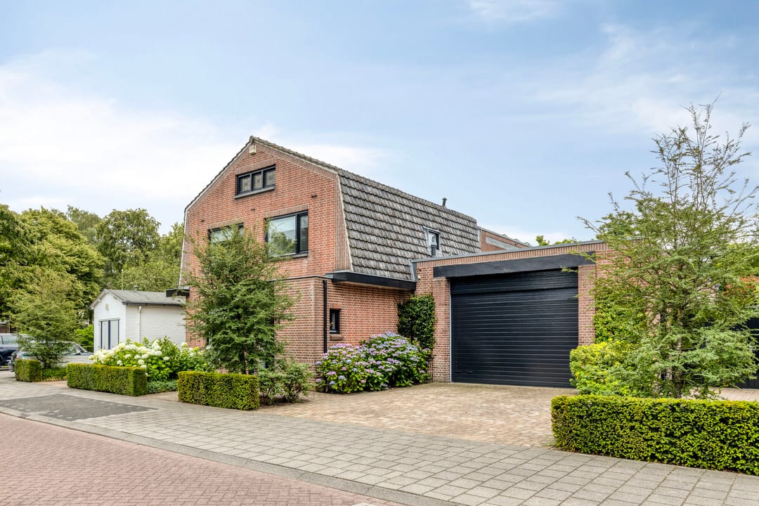 Photo 68 of Min.Charles Ruysstraat 14