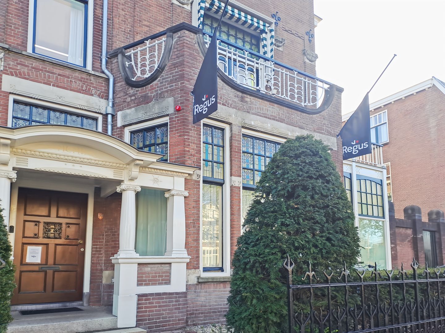 Bekijk foto 3 van Oranjesingel 51