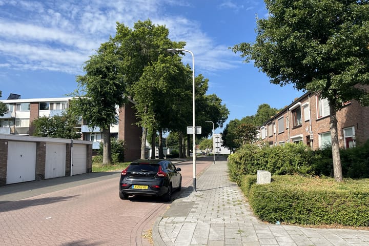 Photo 3 of Weissenbruchstraat