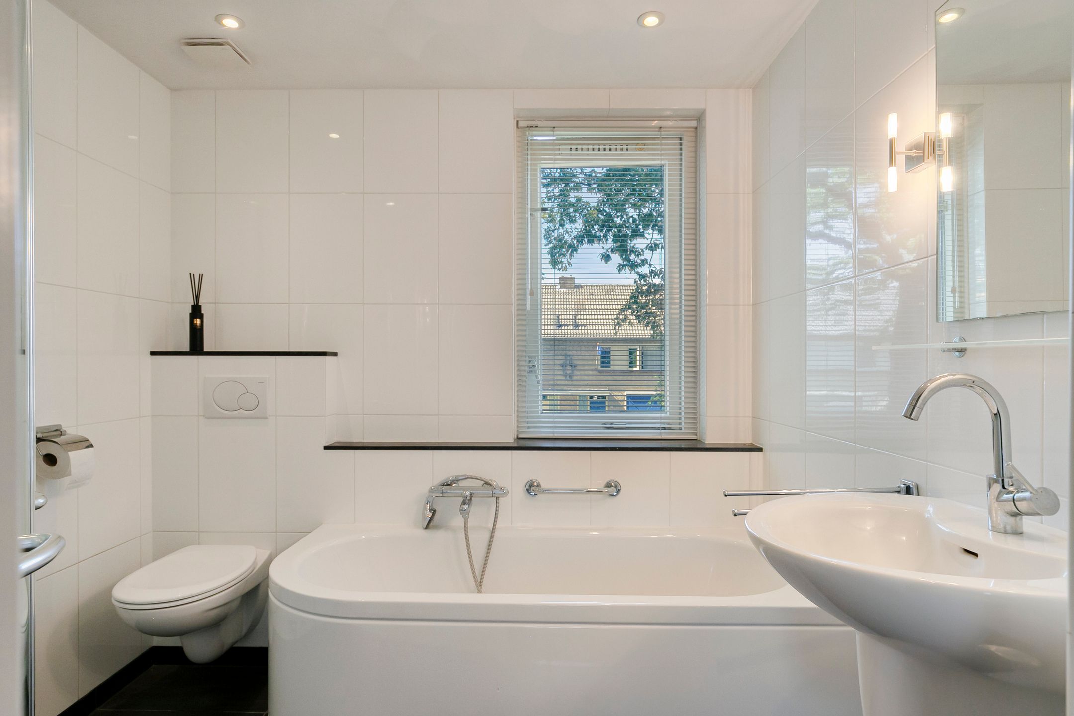 Photo 30 of Alsemlaan 34