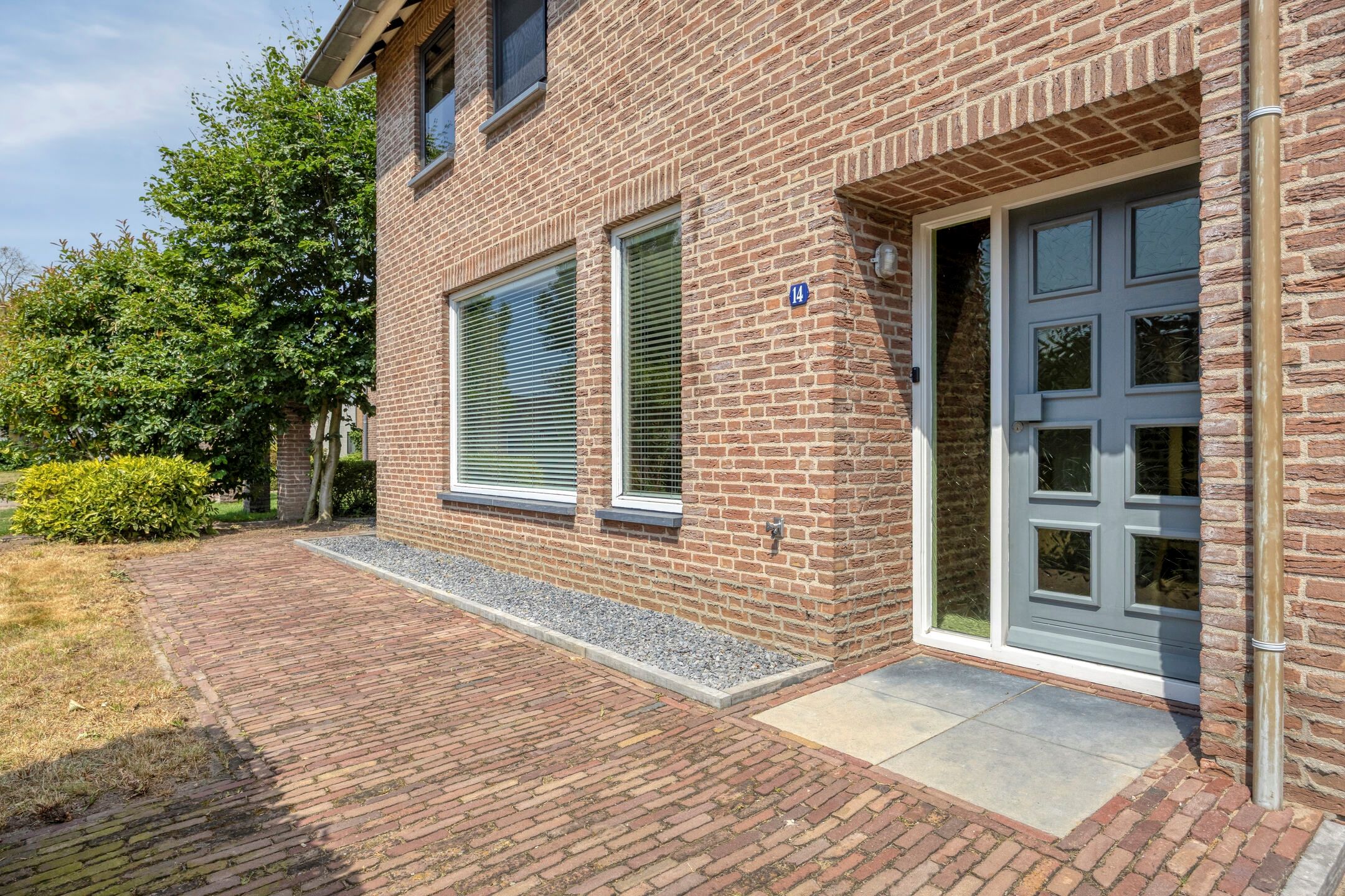 Photo 39 of Paulus Potterstraat 14