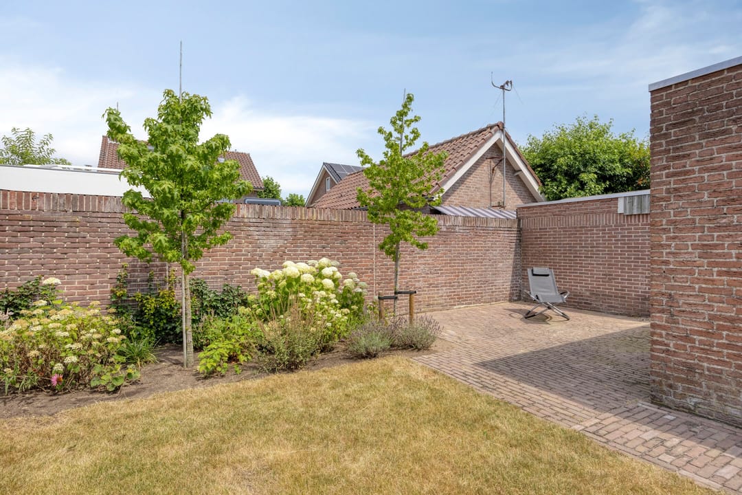 Photo 28 of Paulus Potterstraat 14