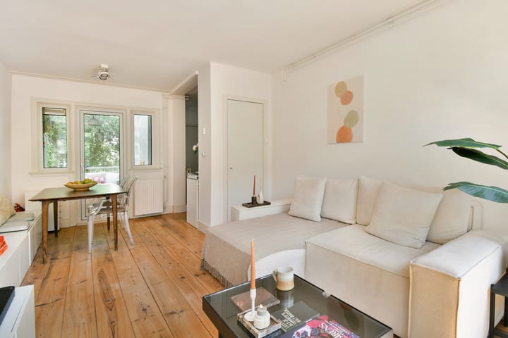 Studio te koop: Javastraat 123-1, Amsterdam