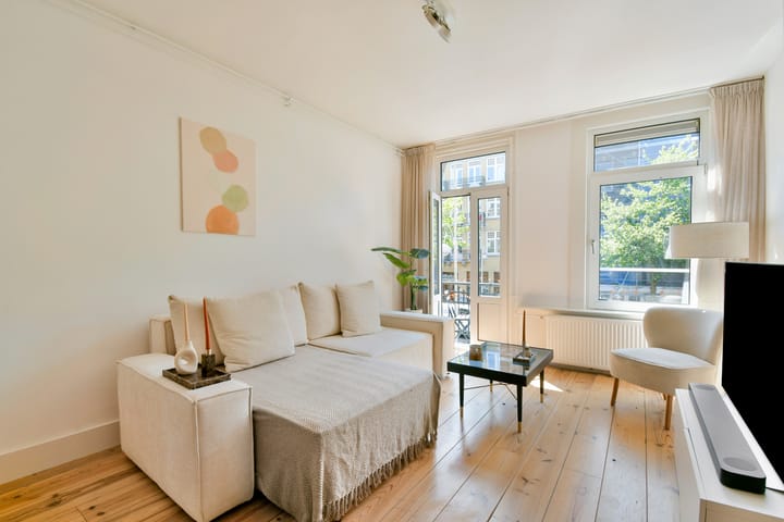 Studio te koop: Javastraat 123-1, Amsterdam