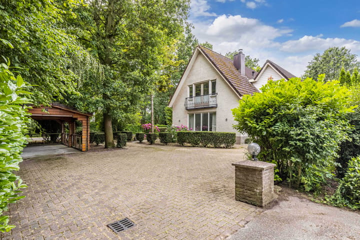 Vrijstaande woning te koop: Eikenlaan 28, Dronten