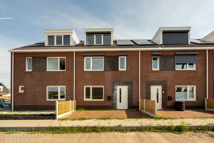 M.A. de Ruijterstraat 8