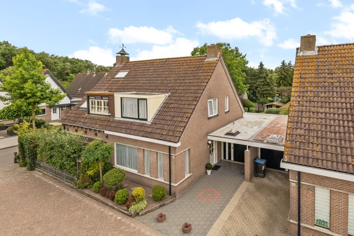 Tussenwoning te koop: Bandeliersberg 59, Roosendaal