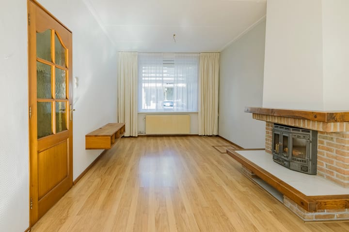 Tussenwoning te koop: Ben Viljoenstraat 58, Haarlem