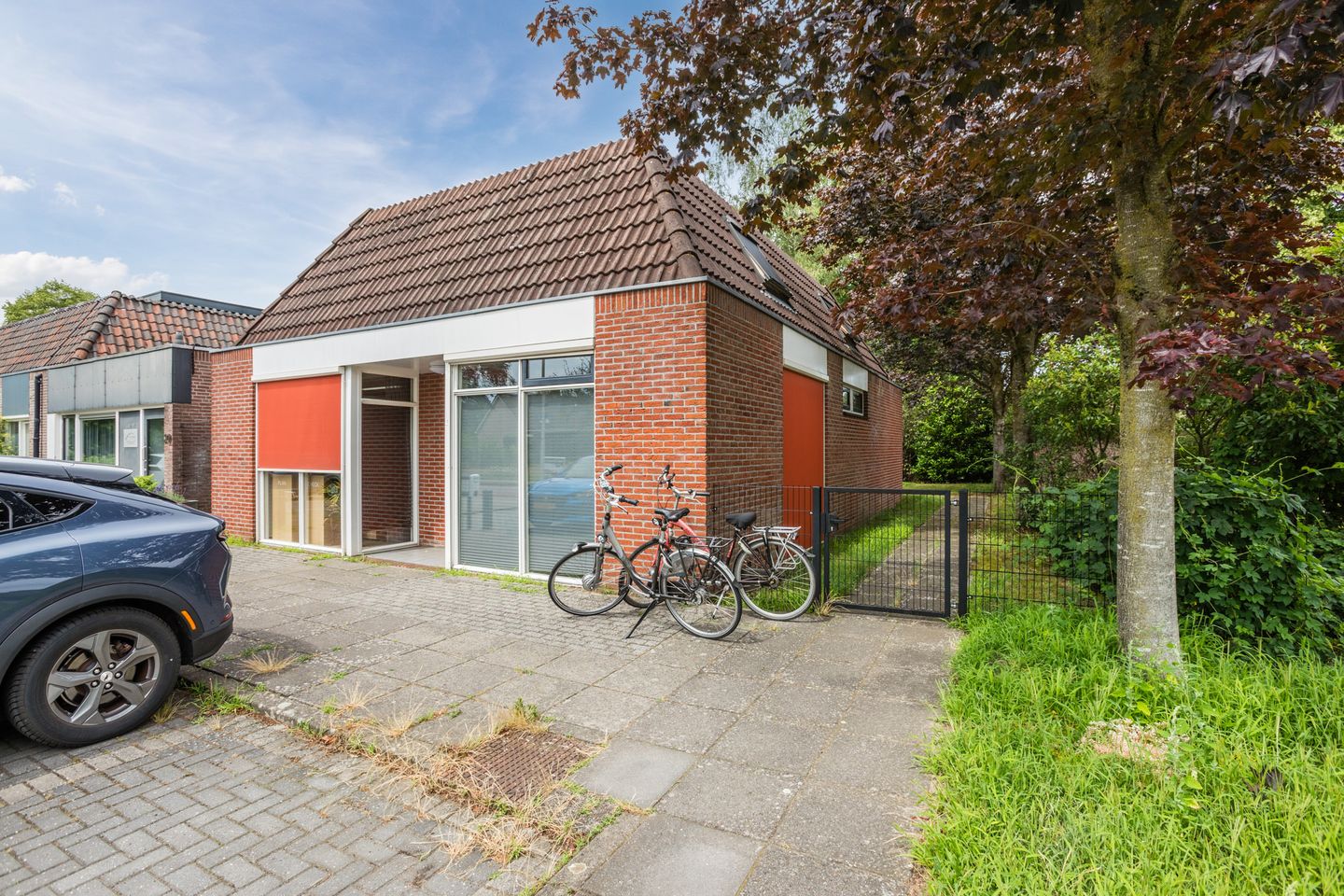 View photo 2 of Polhaarweg 18