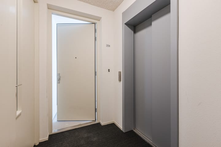Photo 3 of Buyskade 206