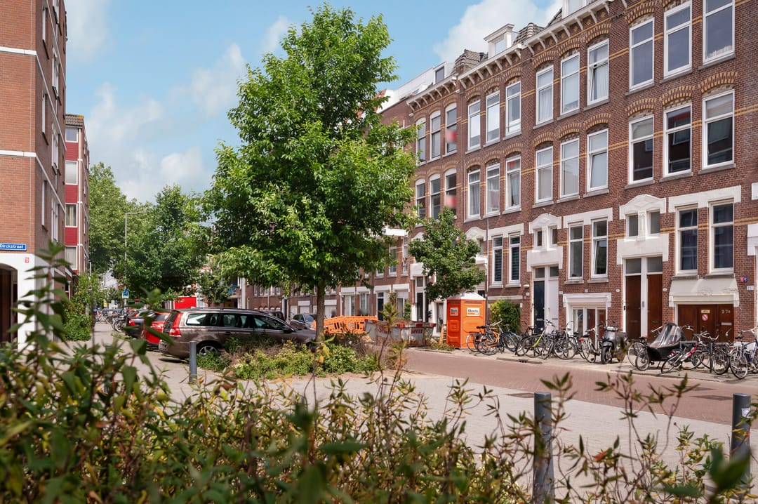 Photo 38 of Banierstraat 33-B